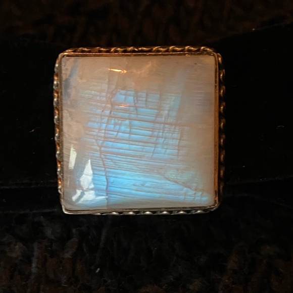 Square Moonstone Silver Ring - Picture 1 of 4